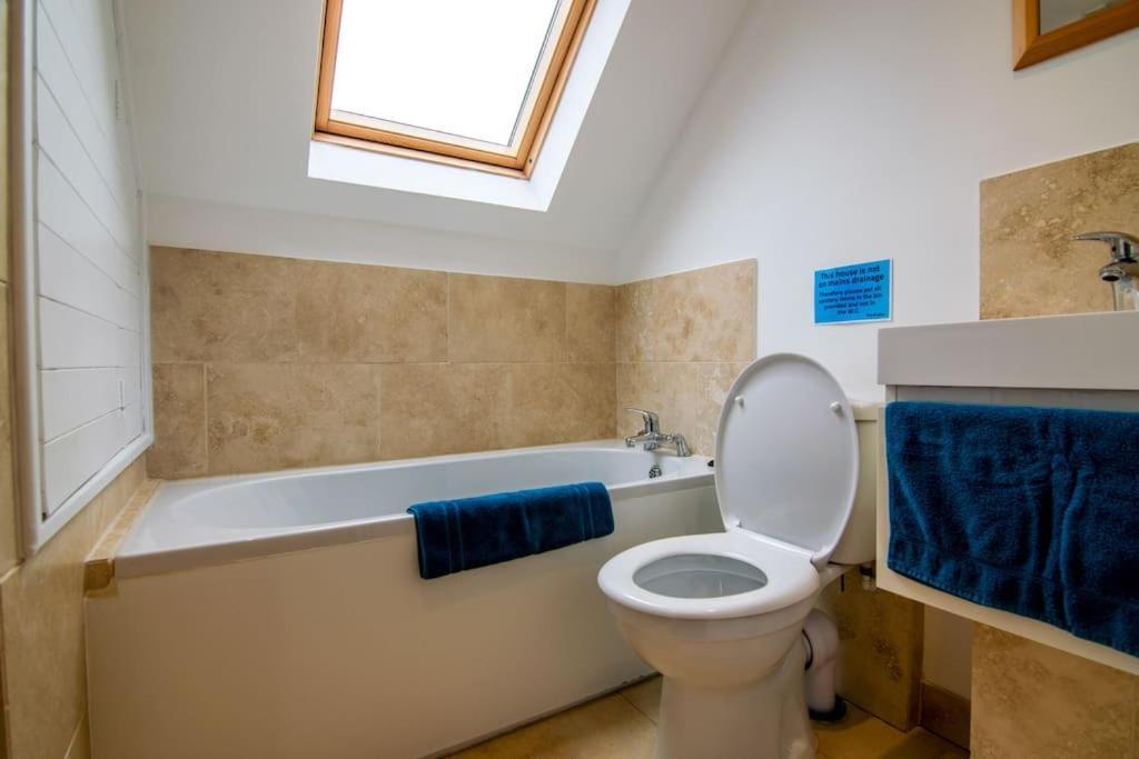 Badgers Sett Apartment ชิปปิงแคมป์เดน ภายนอก รูปภาพ