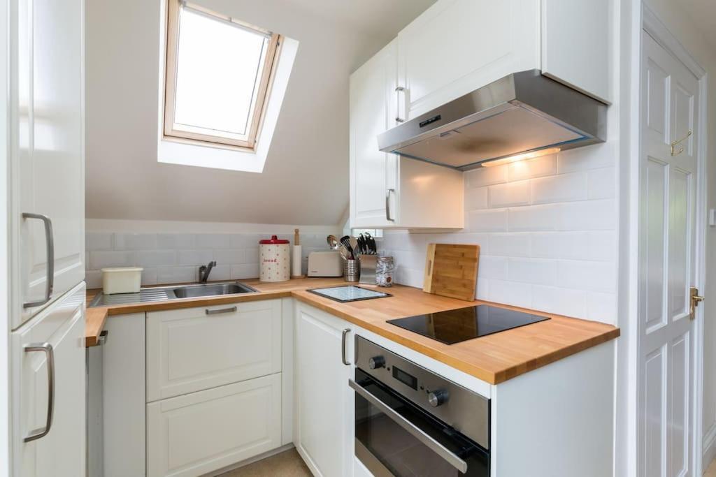 Badgers Sett Apartment ชิปปิงแคมป์เดน ภายนอก รูปภาพ